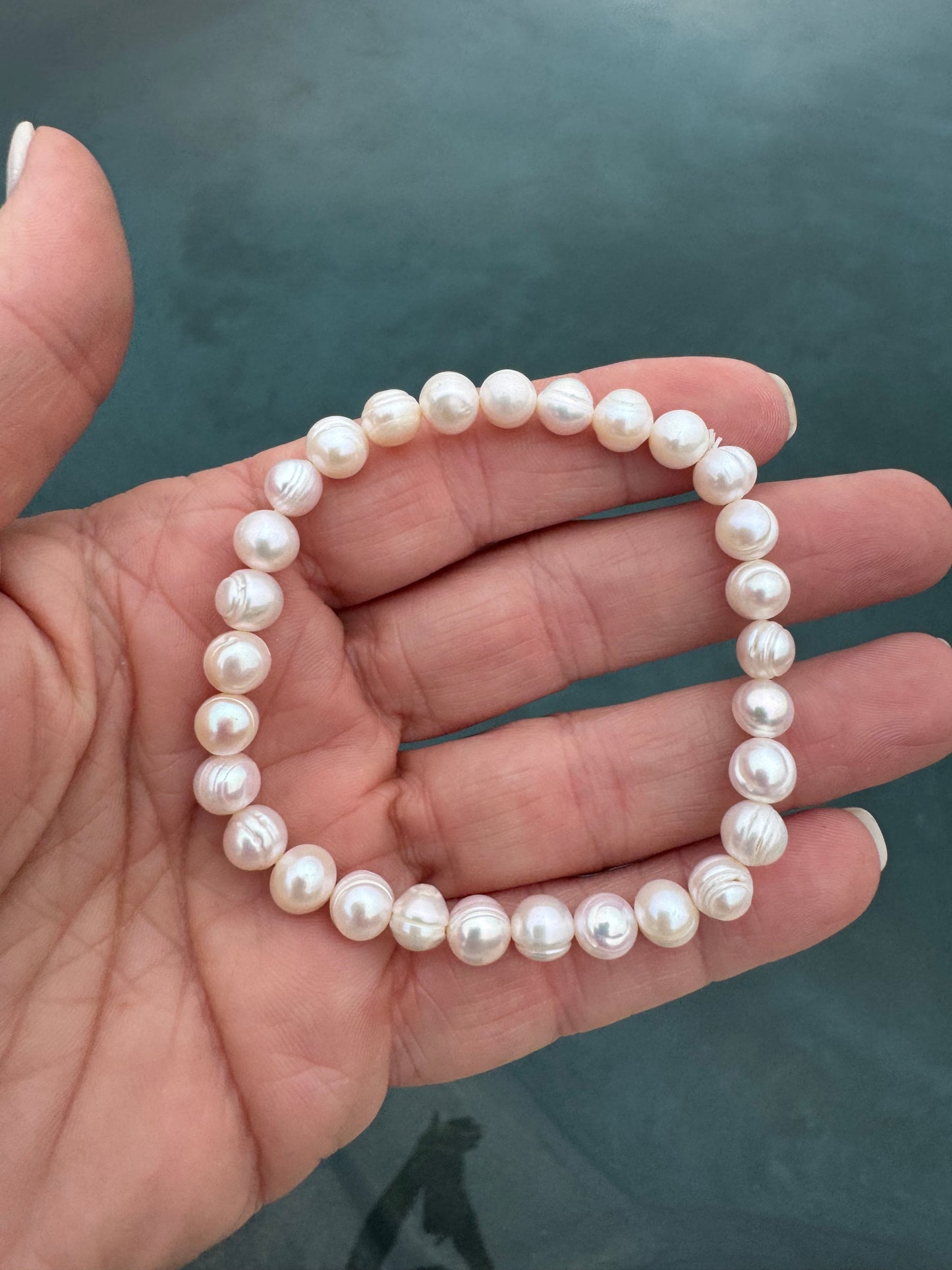 Fresh water pearl stretch bracelet
