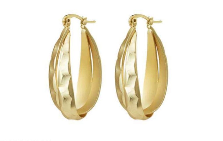 MATT GOLD HAMMERED OVAL HOOP EARRING