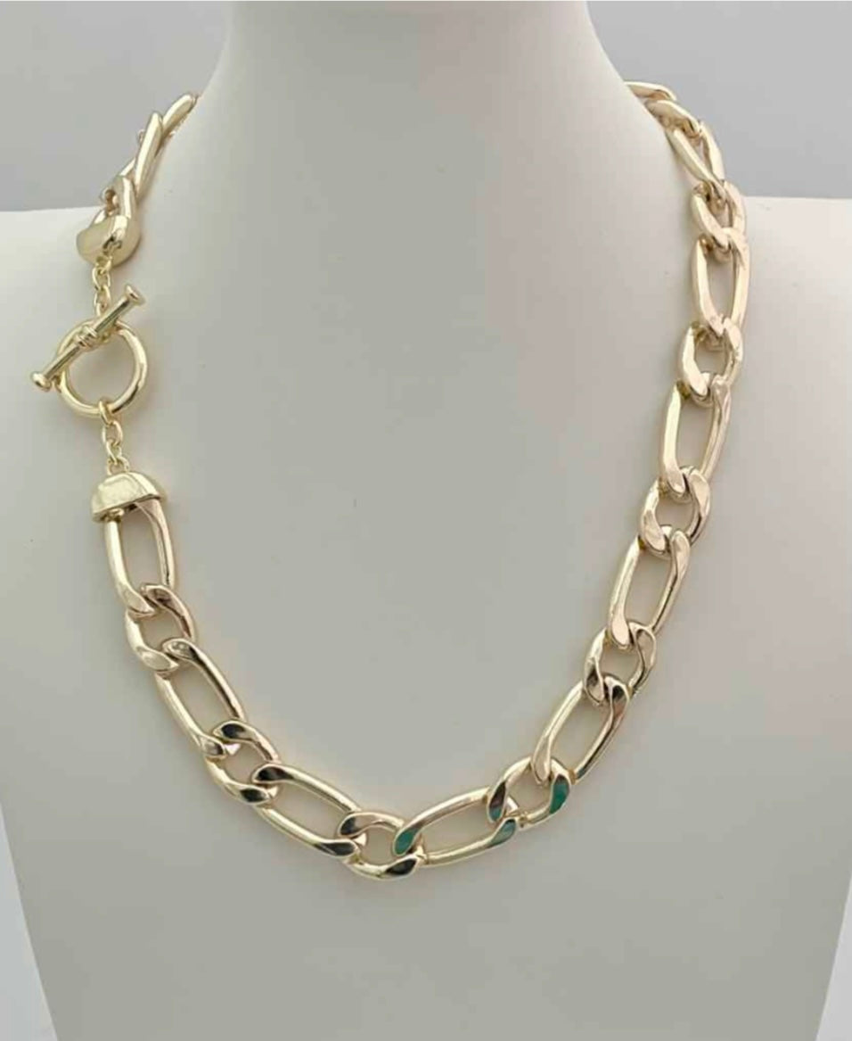 Link chain necklace