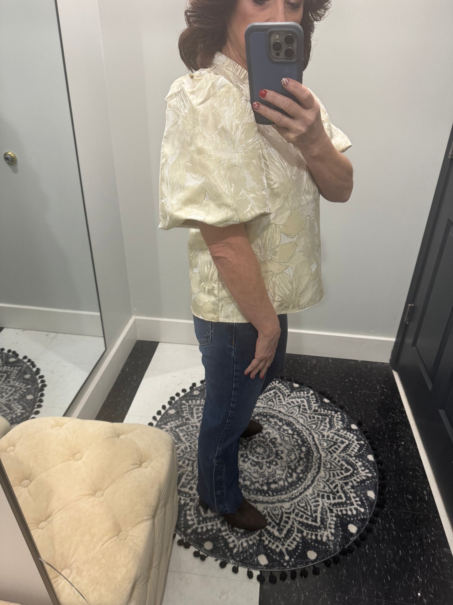 V-Neck Puff Sleeve Top