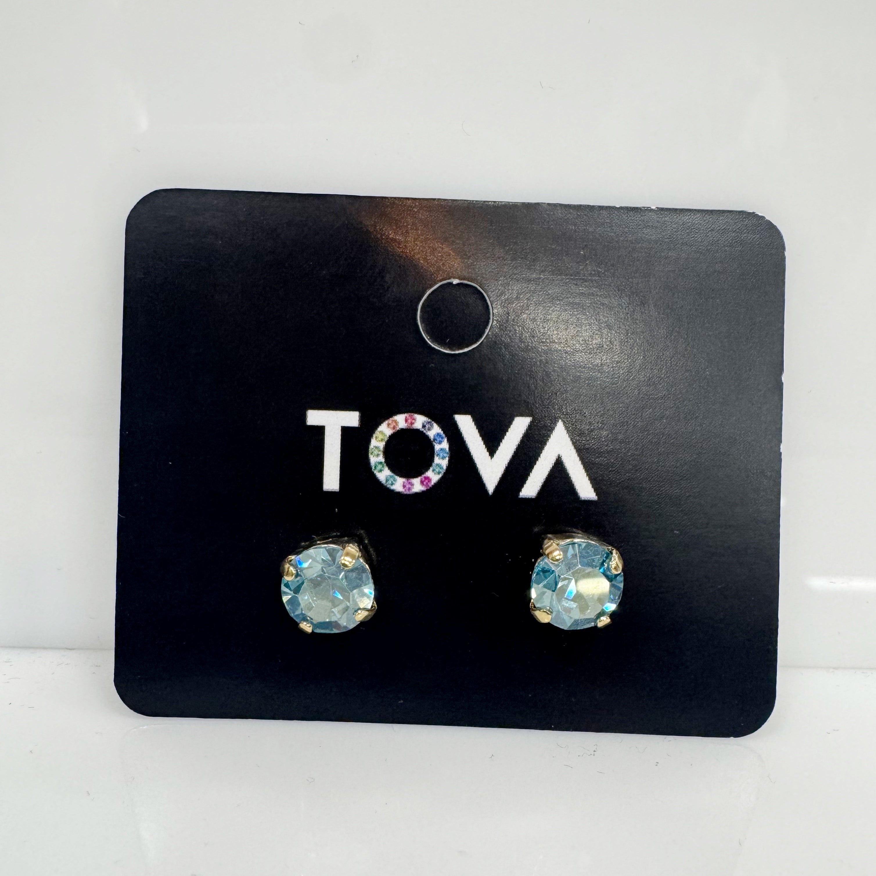 Tova Basic Stud earrings!