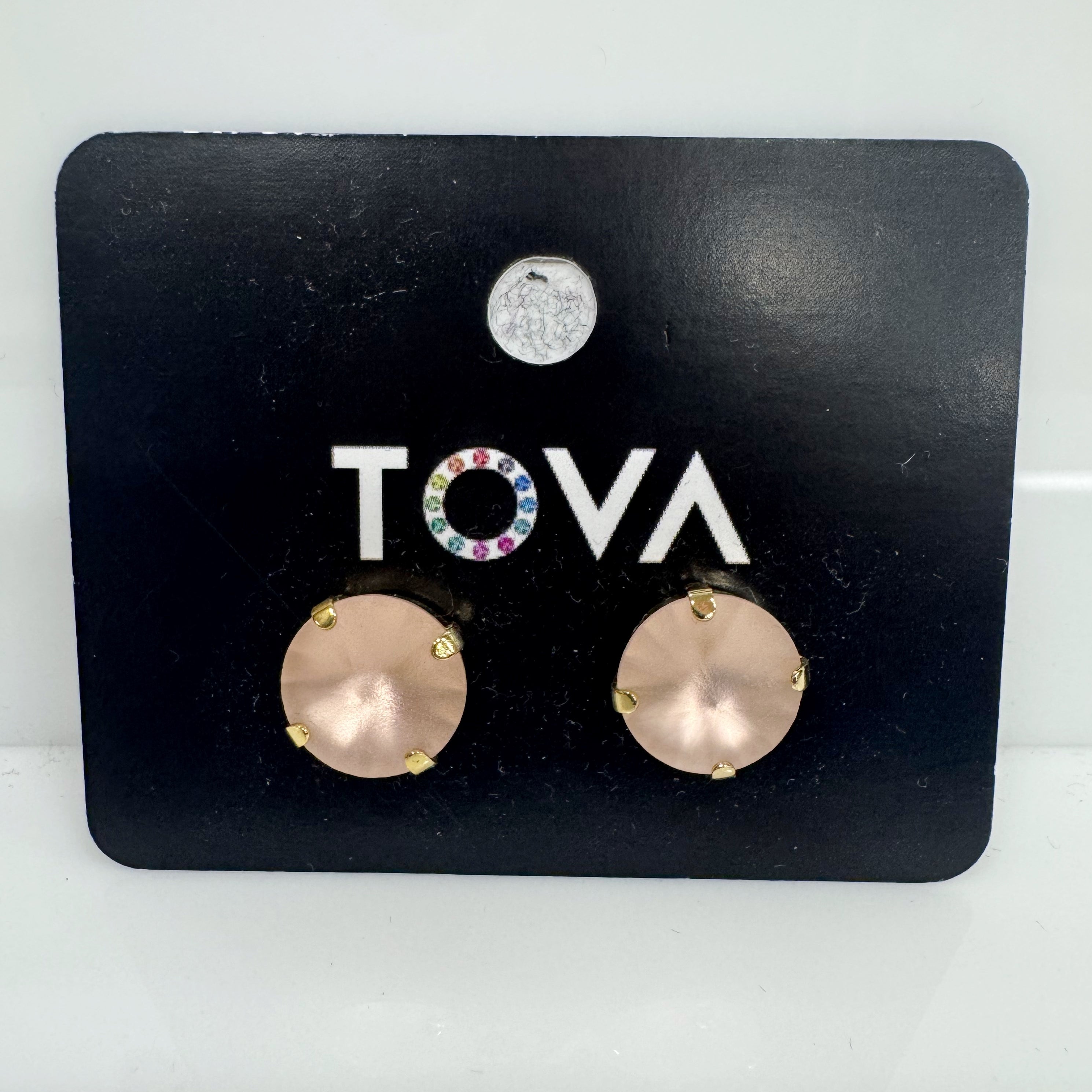Tova Basic Stud earrings!