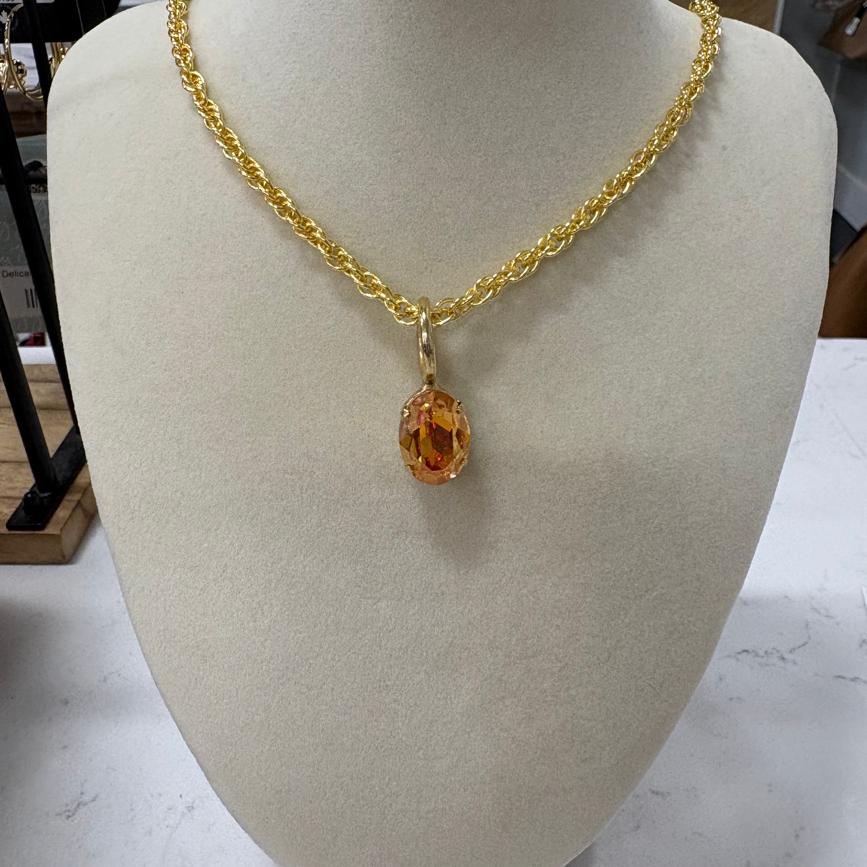 Tova El Paso Pendant - Oval