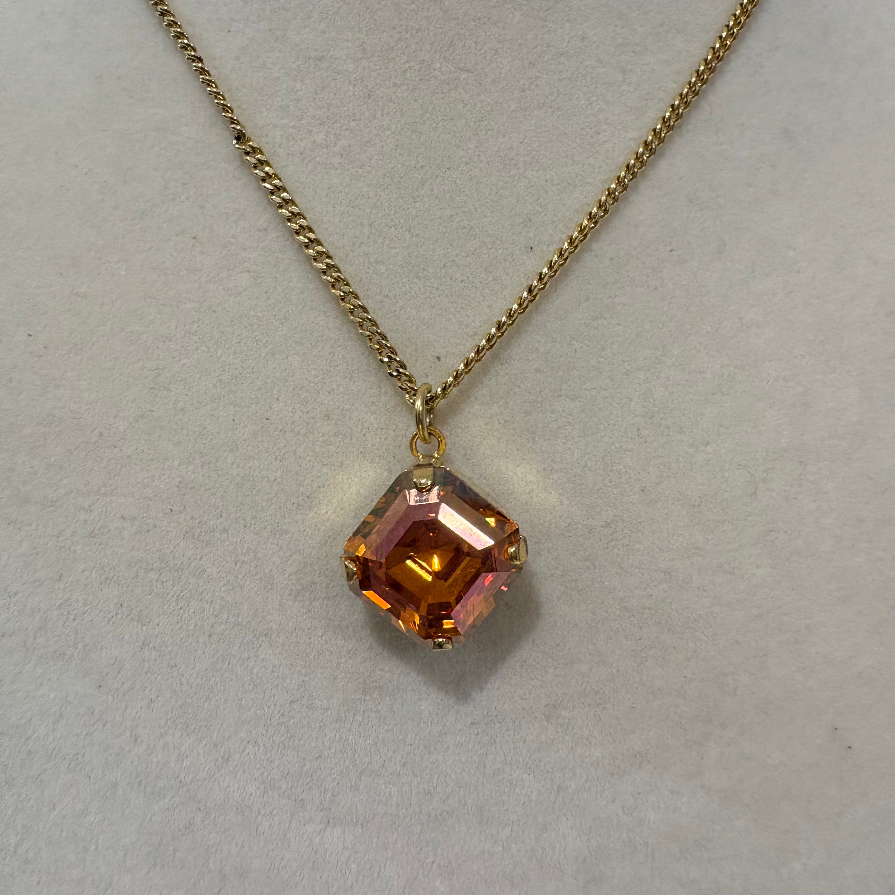 Tova Nikki Crystal Necklace!
