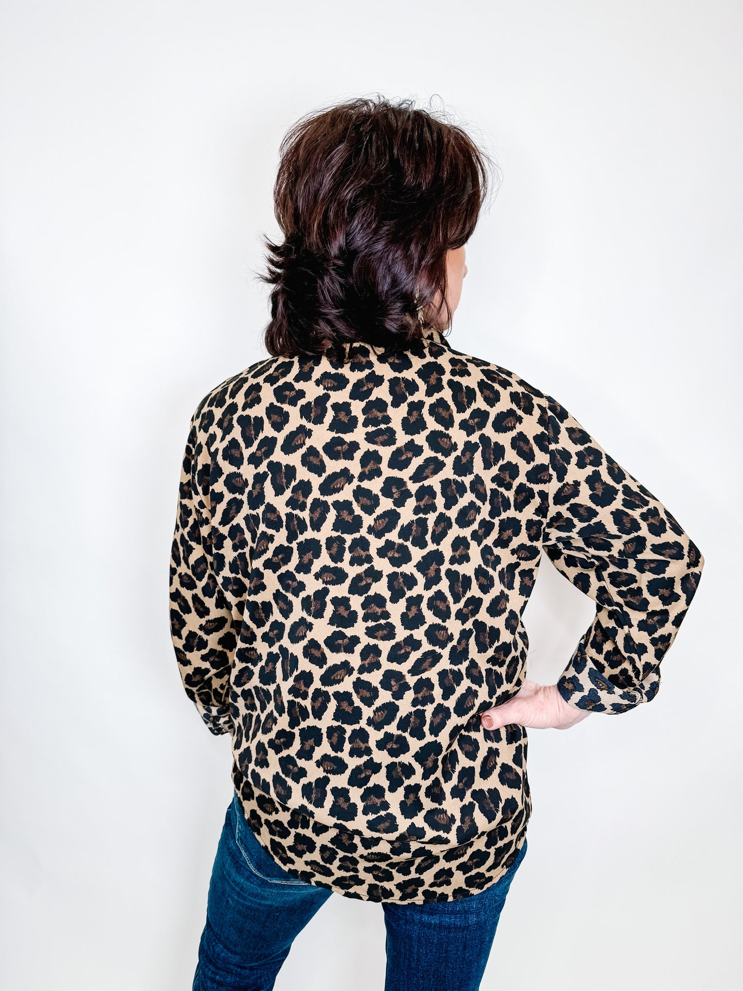 Nina leopard button up top'