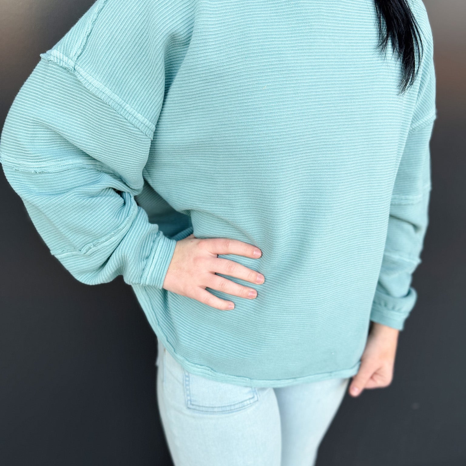 Crew Neck Hi-Lo Knit Top