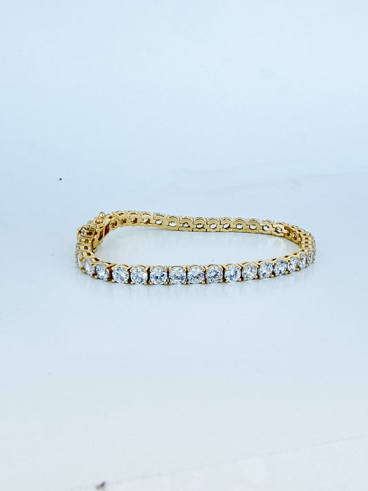 Blingy tennis bracelet