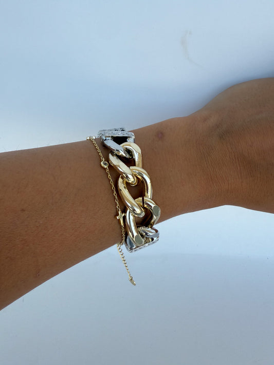 Mixed metal magnetic bracelet