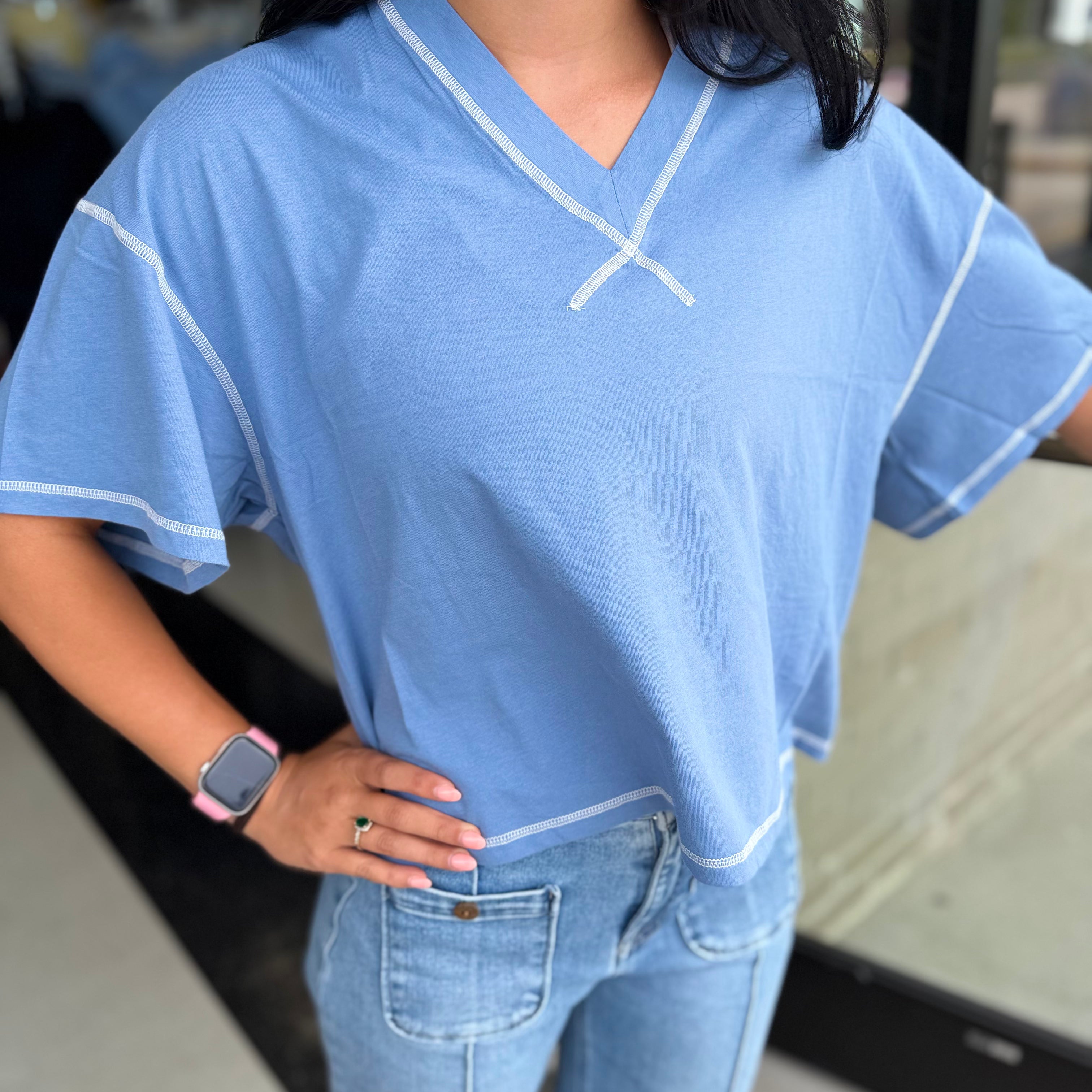 Soft Cotton Relaxed V-Neck Top with Contrast Stitching