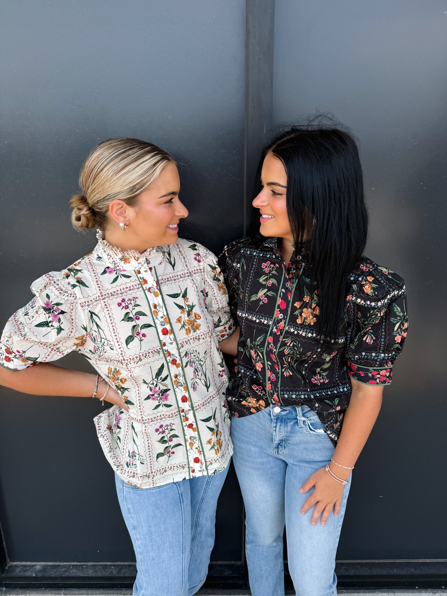 Entro Falling in Floral Top