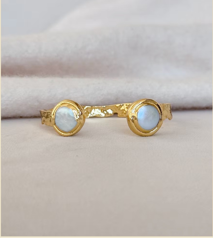 EE Misty Cuff - Pearl 🫧