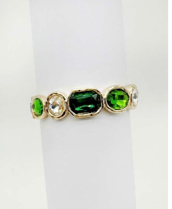 ✨ Holiday Radiance Glass Stone Bracelet Set!