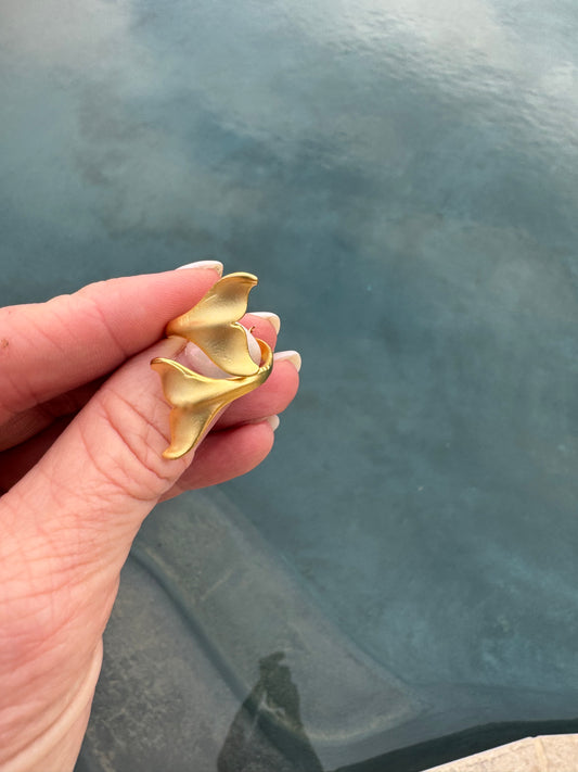 Gold plated adjustable abstract ring