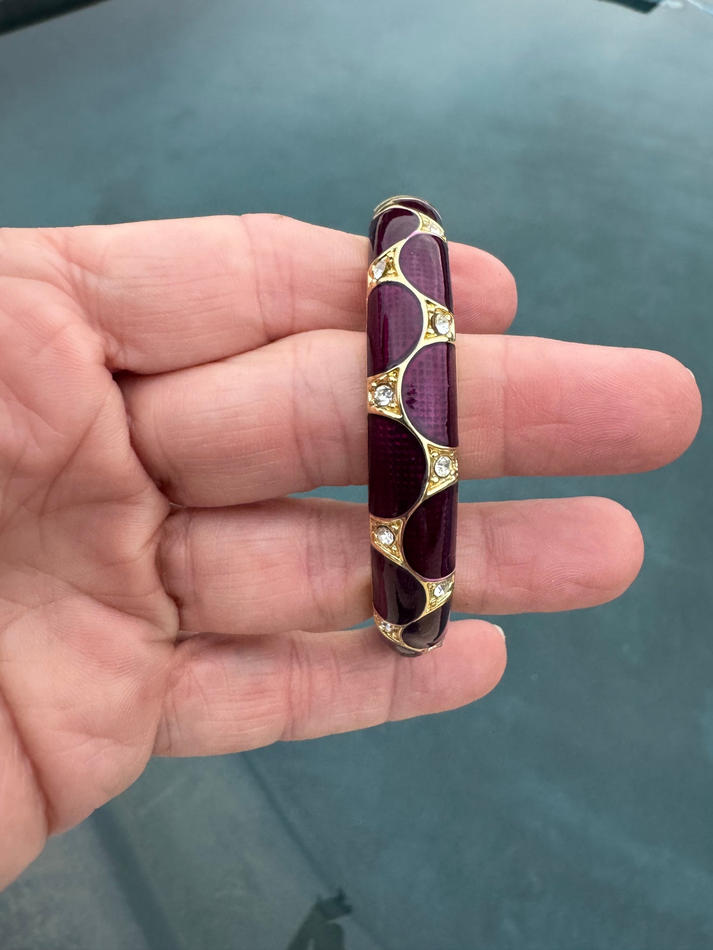 Enamel 1 cm wide hinge bracelet