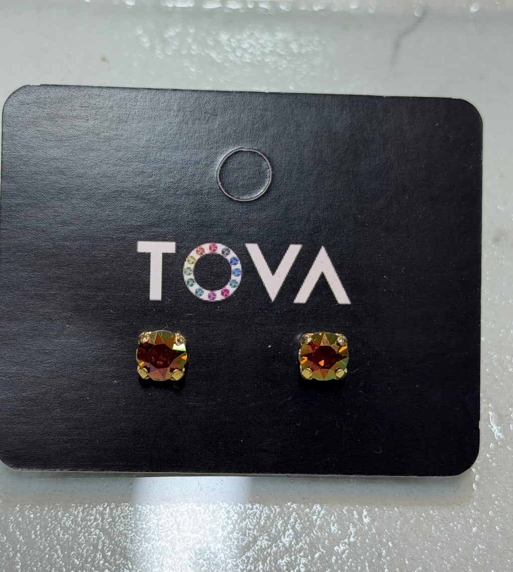 Tova Sarina Studs*
