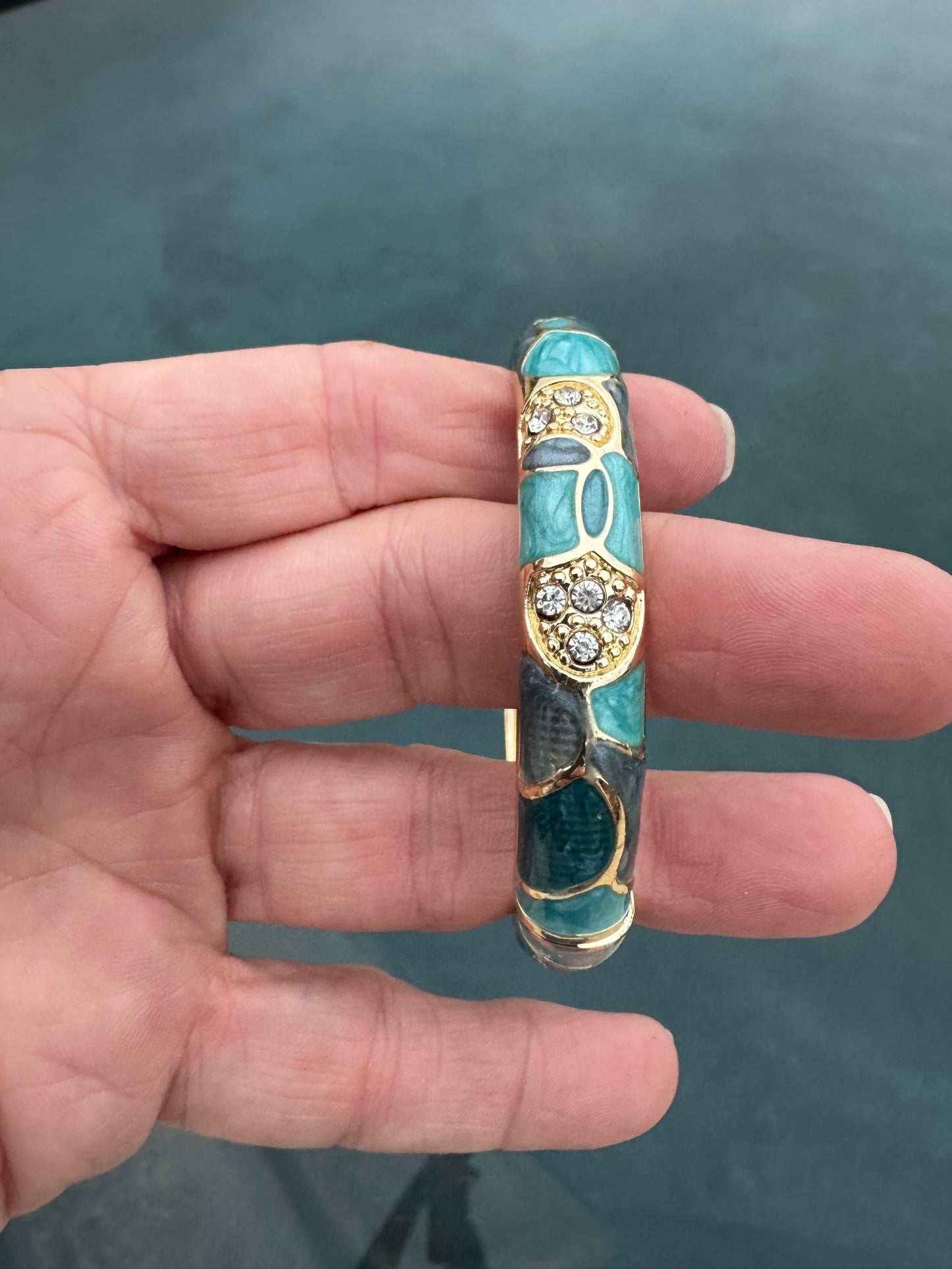 Enamel 1 cm wide hinge bracelet