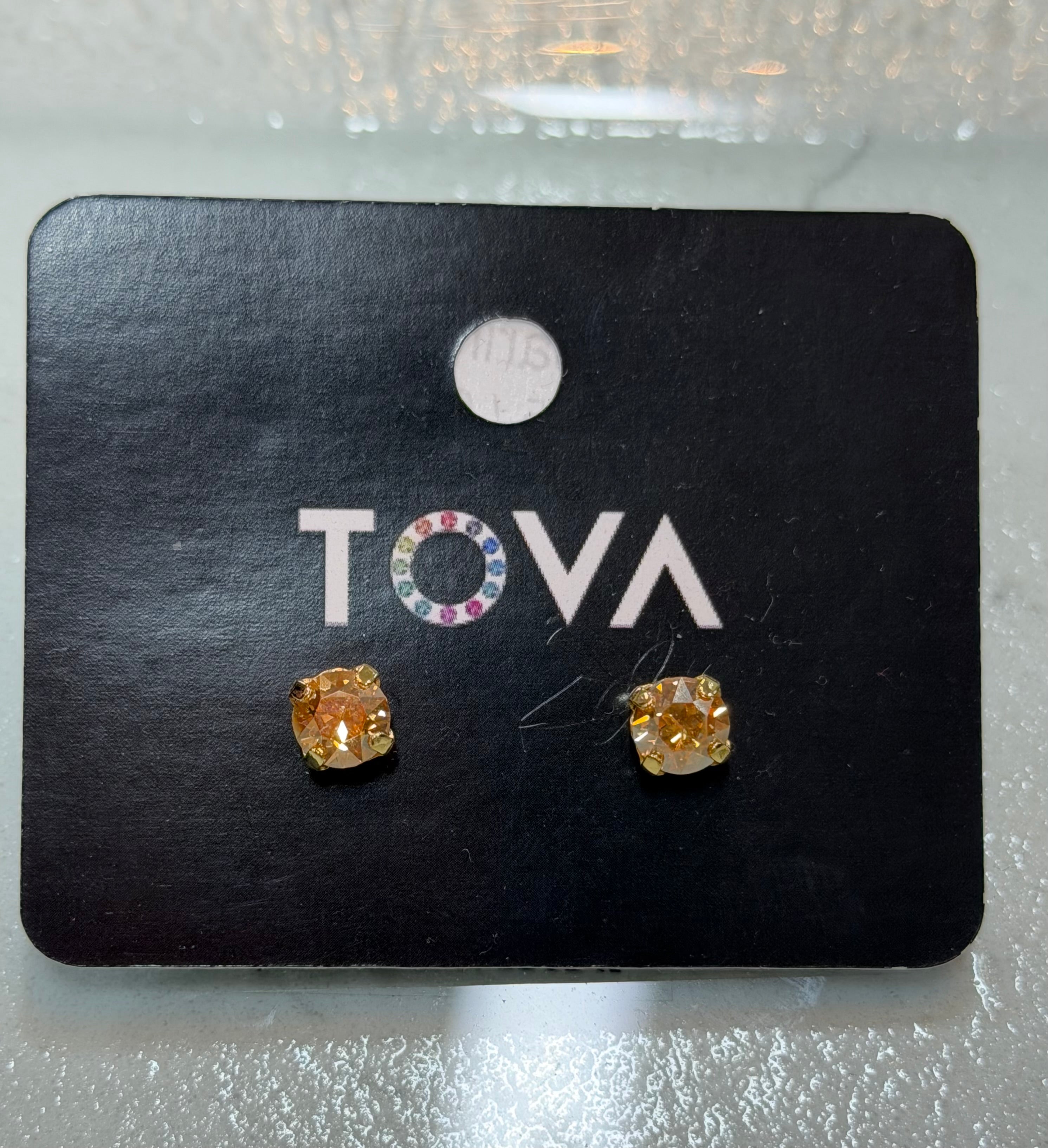 Tova Sarina Studs*