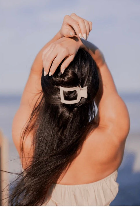 Teleties Medium Flat Square Clip*