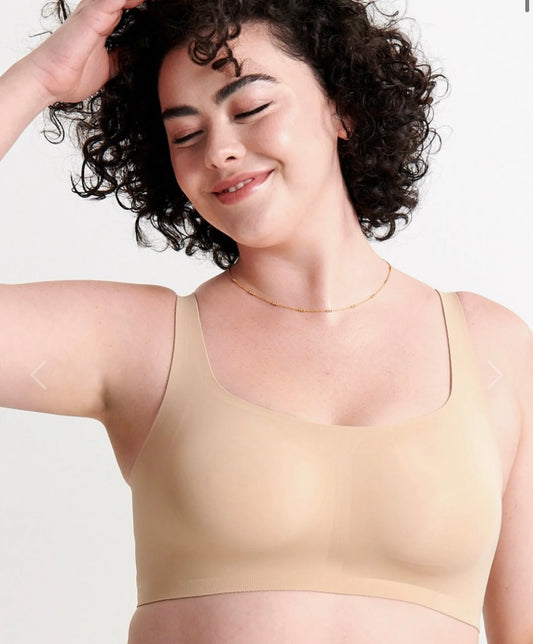 EB Bobbie Scoop Bra*
