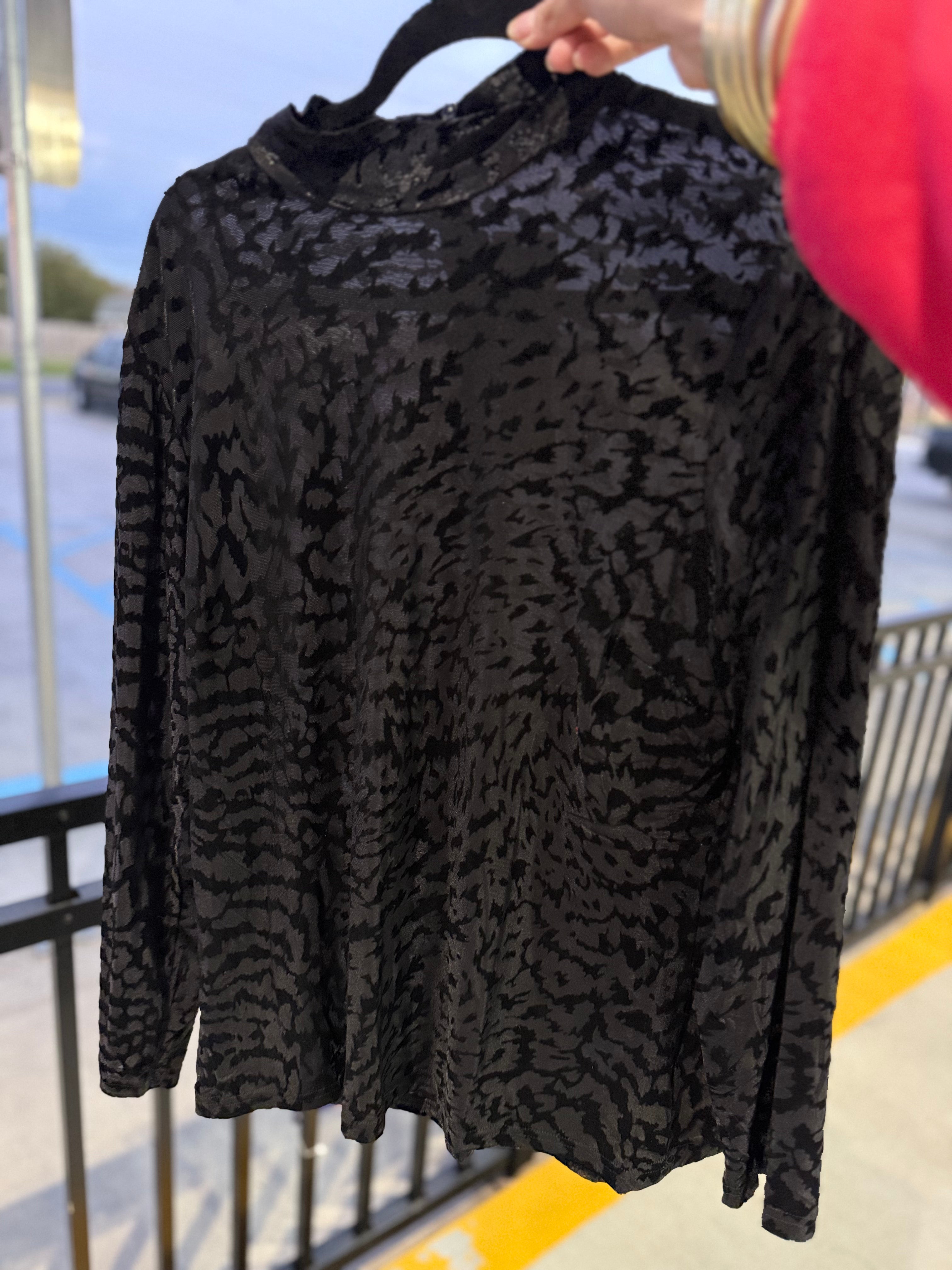 Cameras Flashing Top!