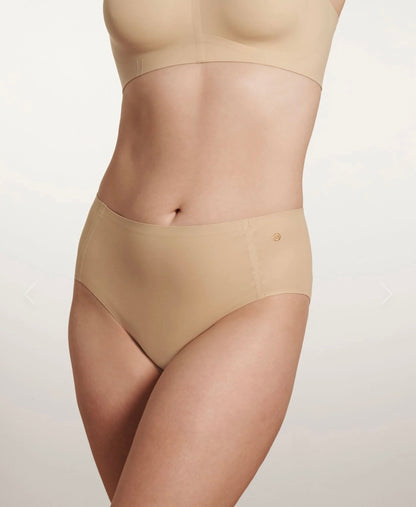 EB High-Waisted Retro Bikini*