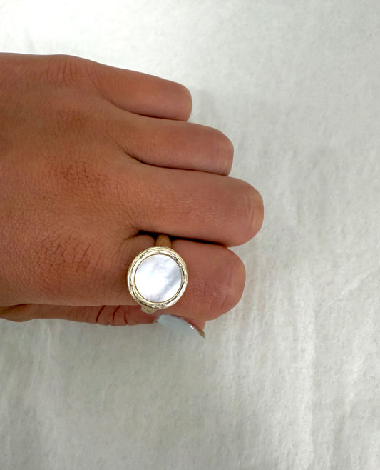 MOP Gold Round Ring
