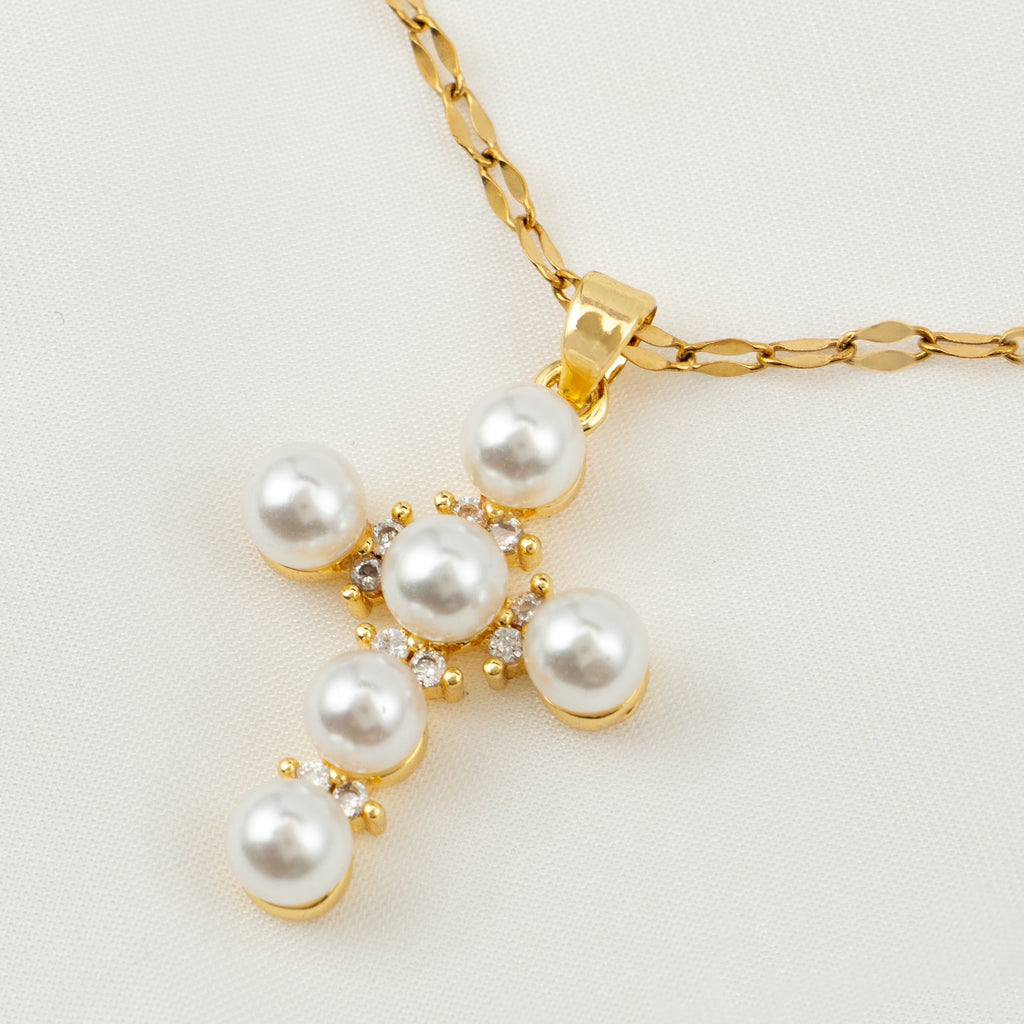 Graceful Pearl Cross Necklace!