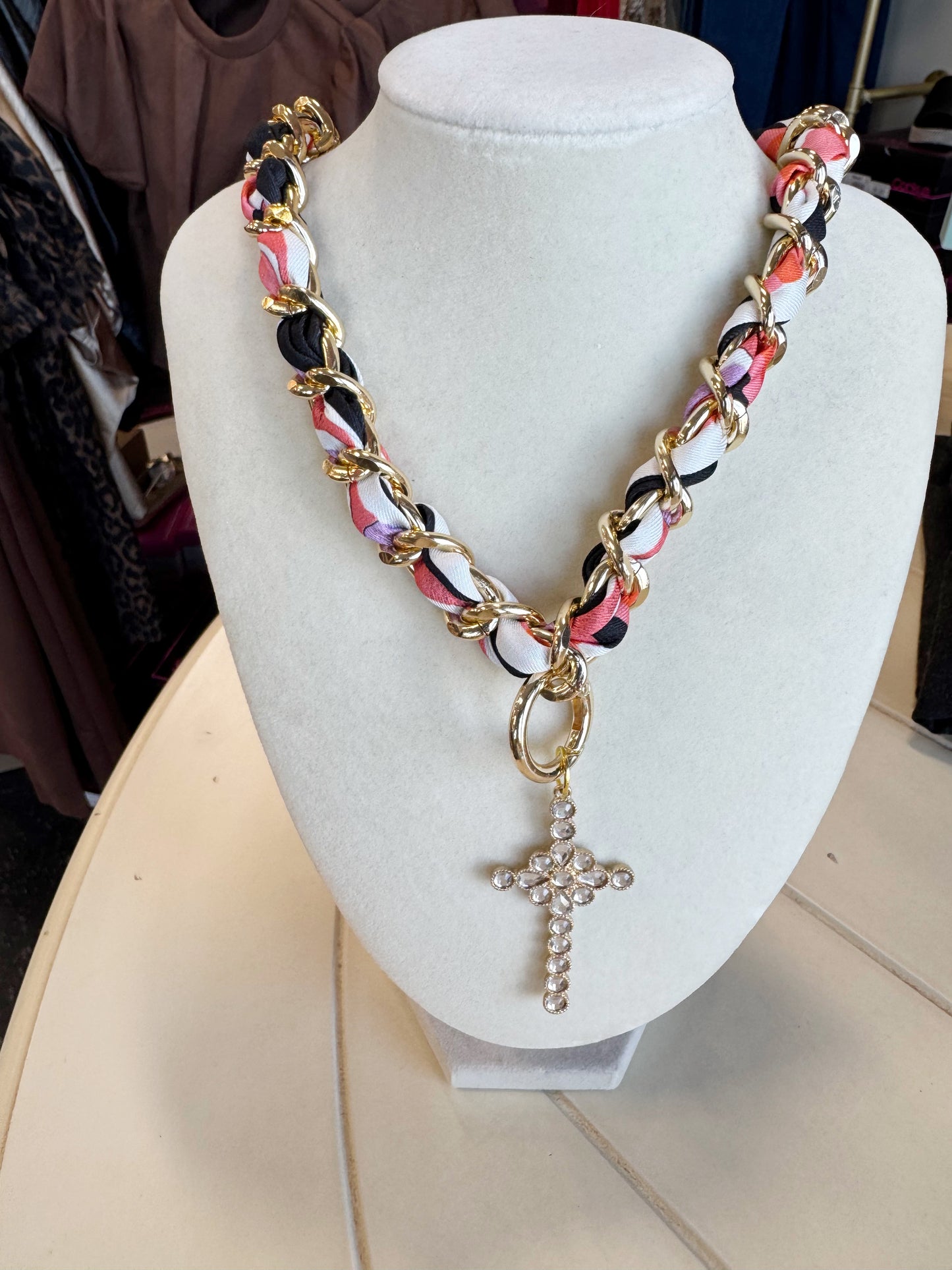 Chain scarf necklace