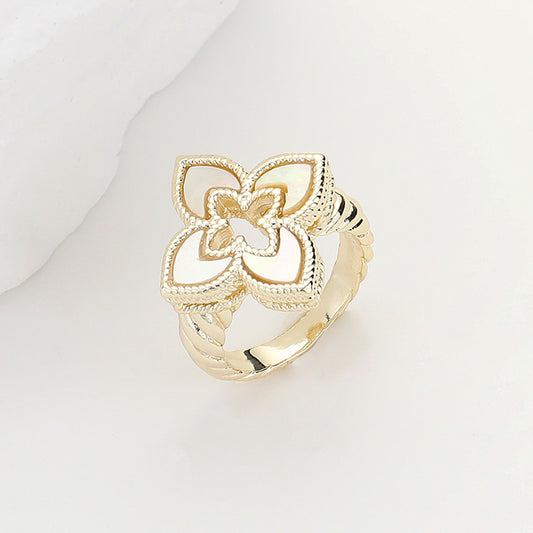 Mother of Pearl Clover Ring