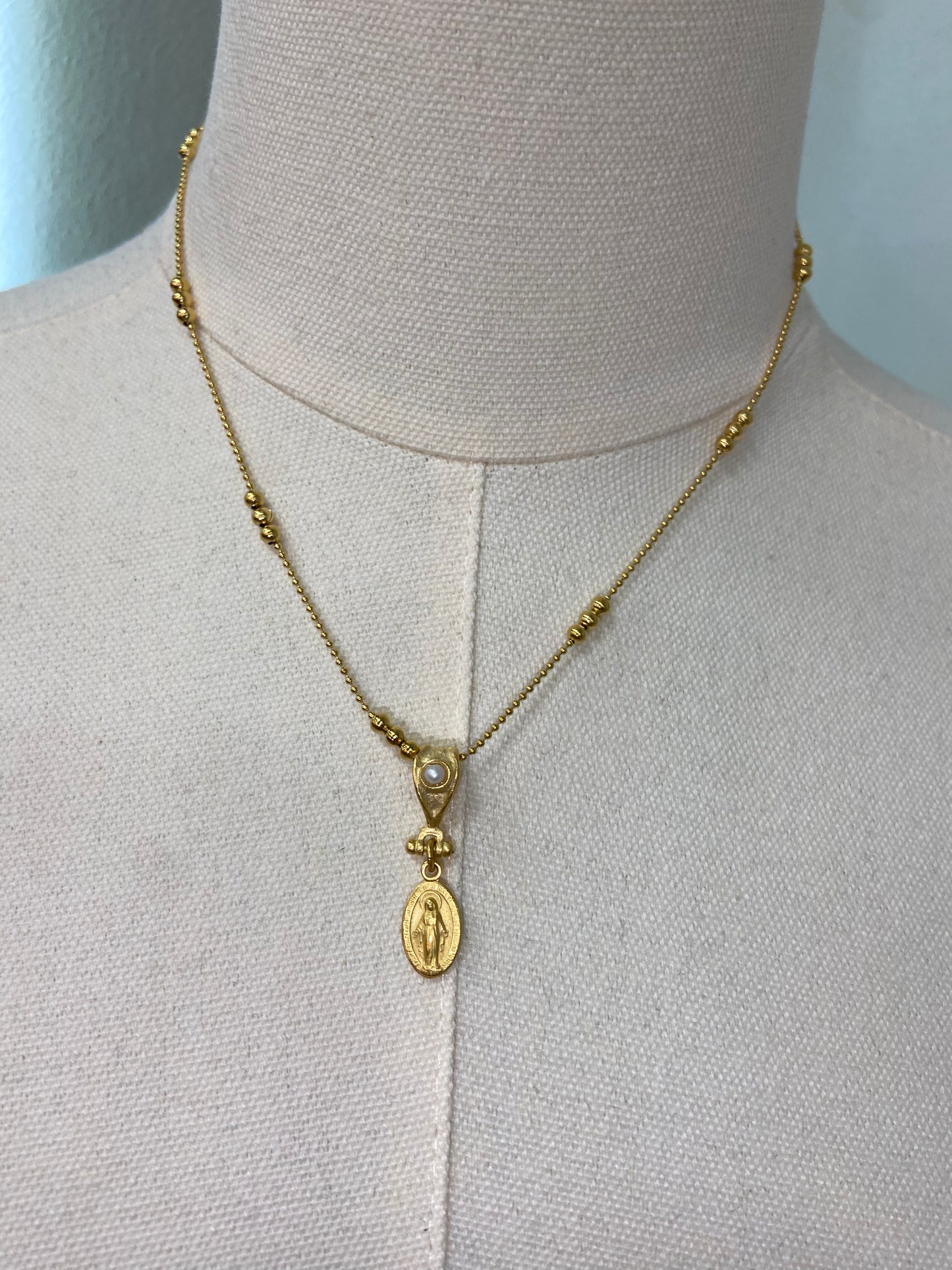 WD Small Pendant Mary Necklace