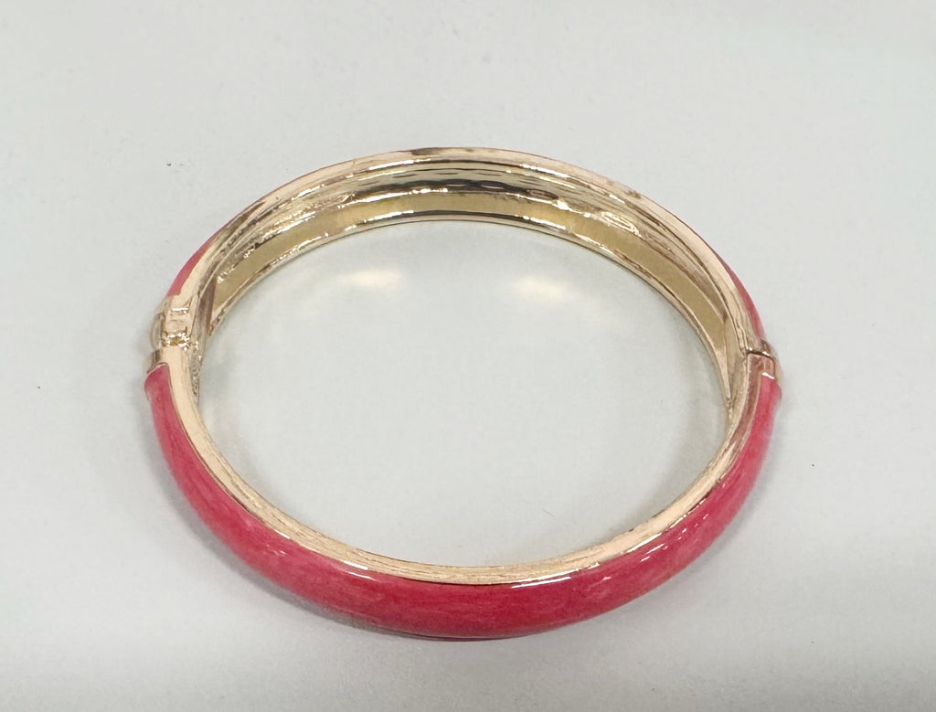 🌹 Crimson Luxe Bangle Set!