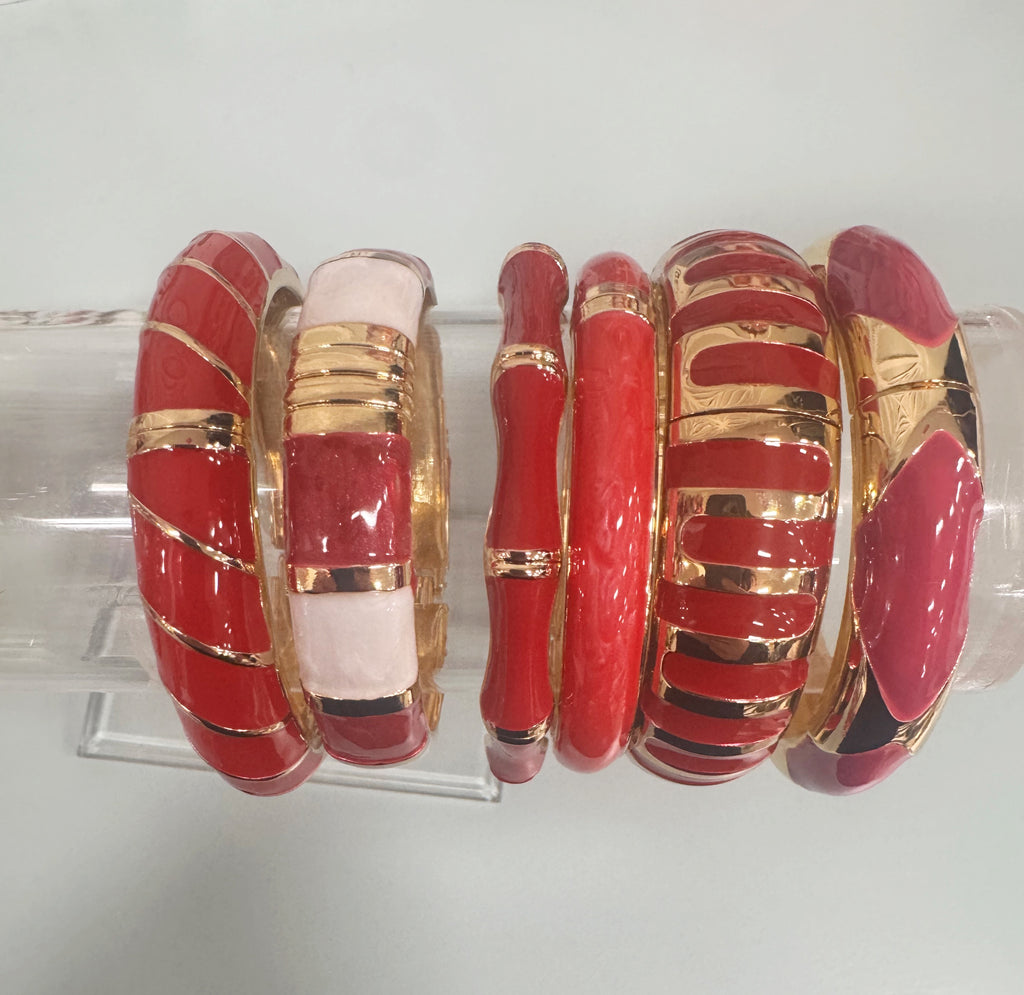 🌹 Crimson Luxe Bangle Set!