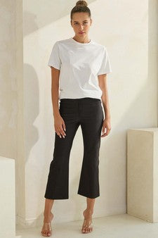 Everyday Ease Straight Crop Jeans!