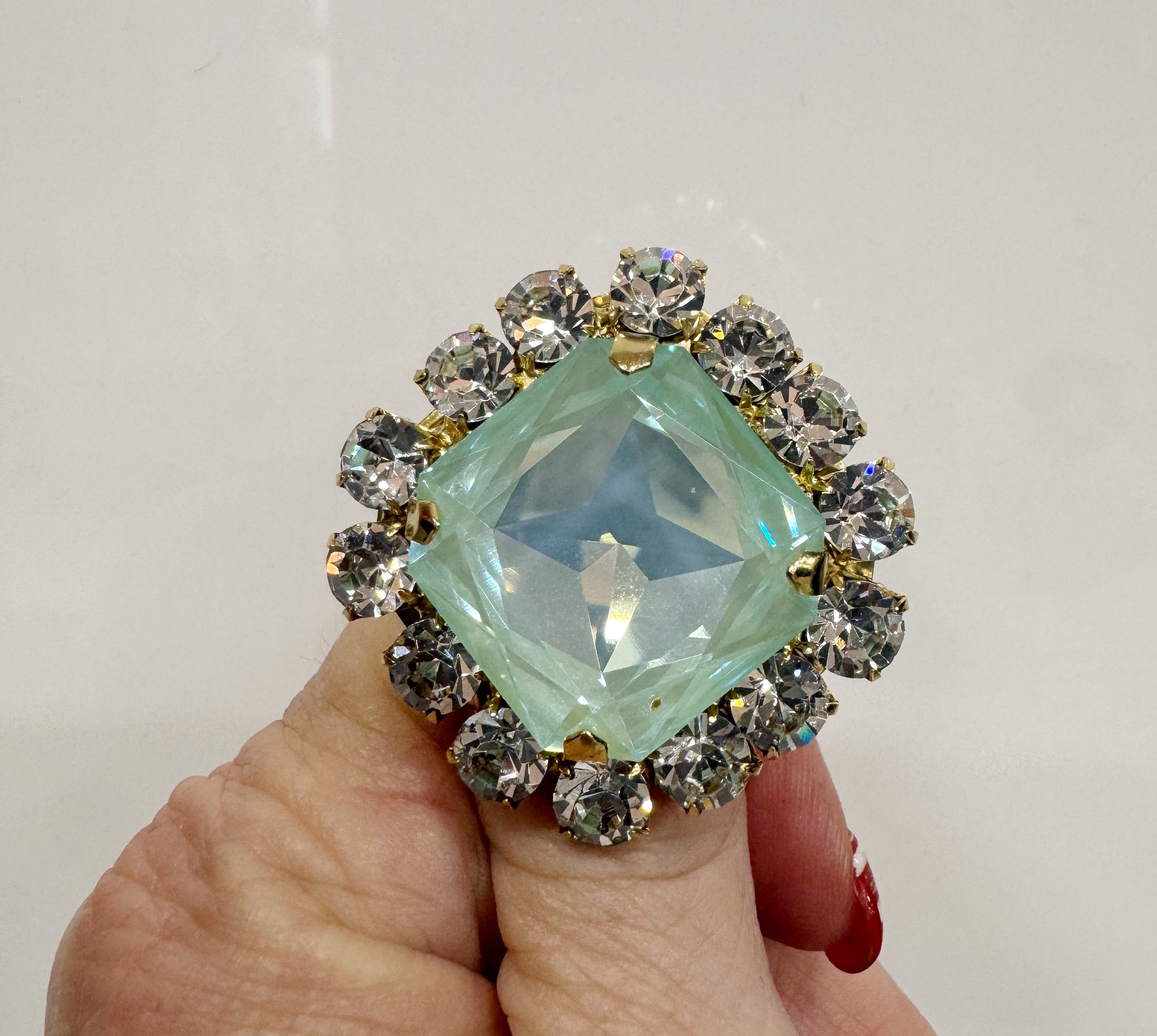 Tova SYLVIA RING IN ULTRA VERI PERI