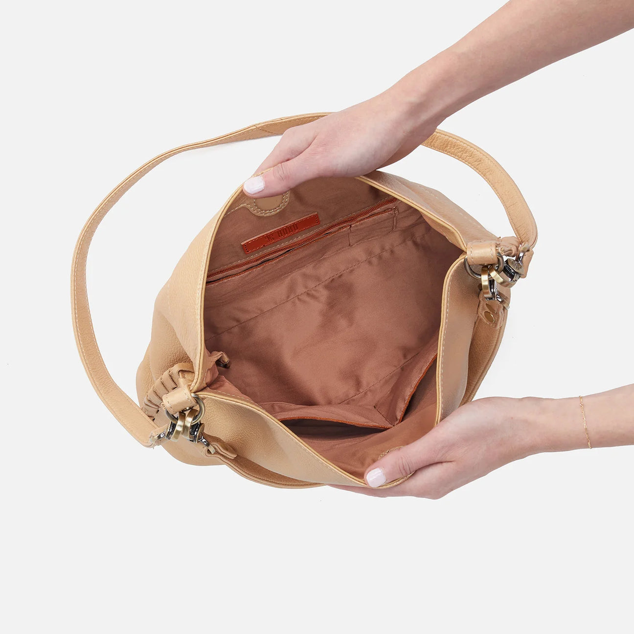 Hobo Pier Shoulder Bag