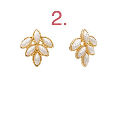 Market special earrings!