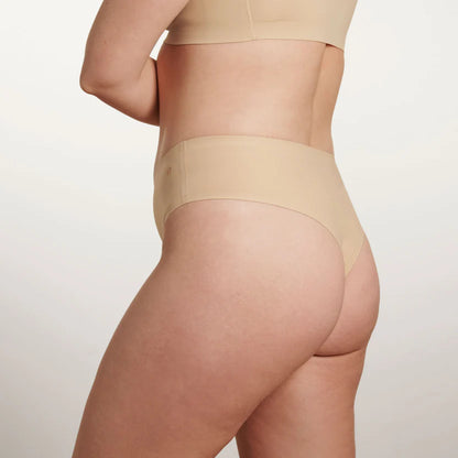 EB Hi waisted thong*