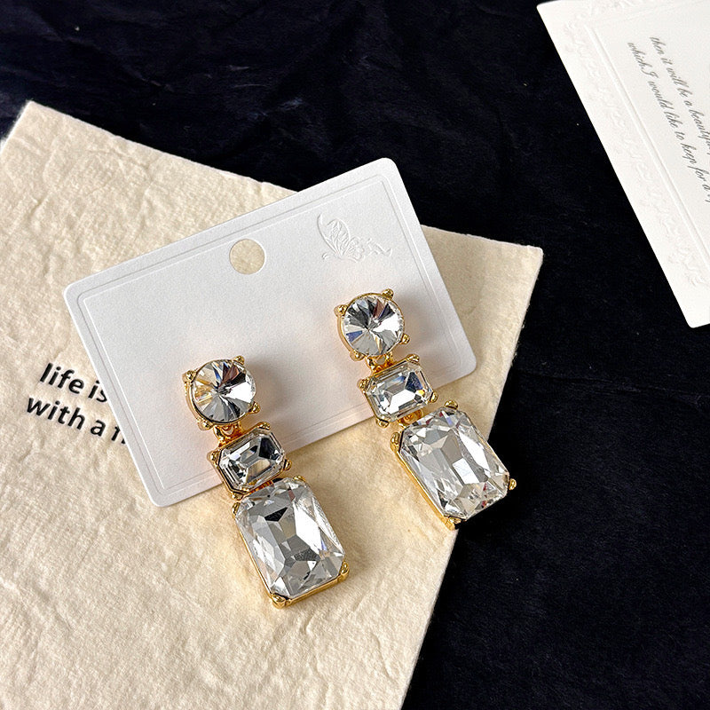 ✨ Crystal Cascade Drop Earrings