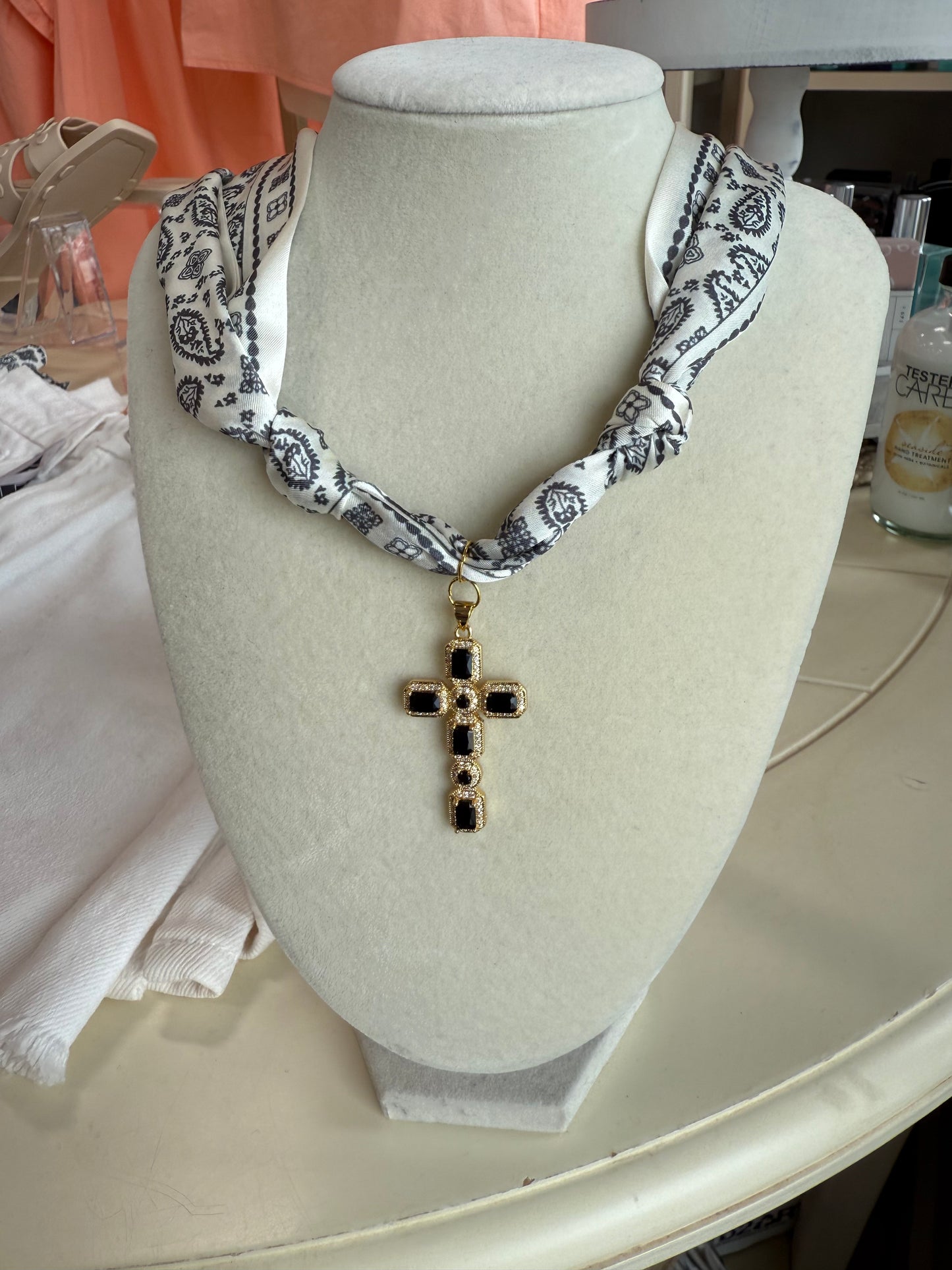 Scarf Necklace - Single Charm
