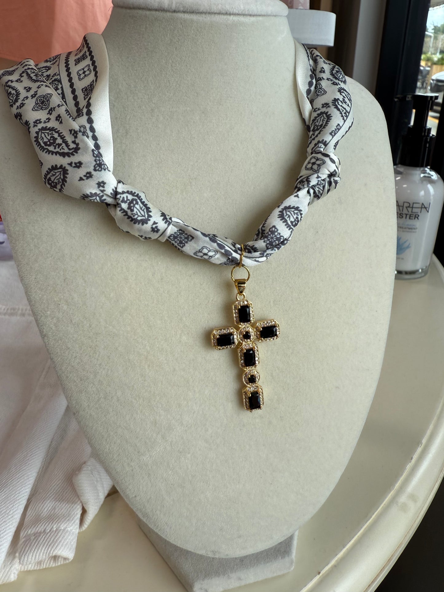 Scarf Necklace - Single Charm