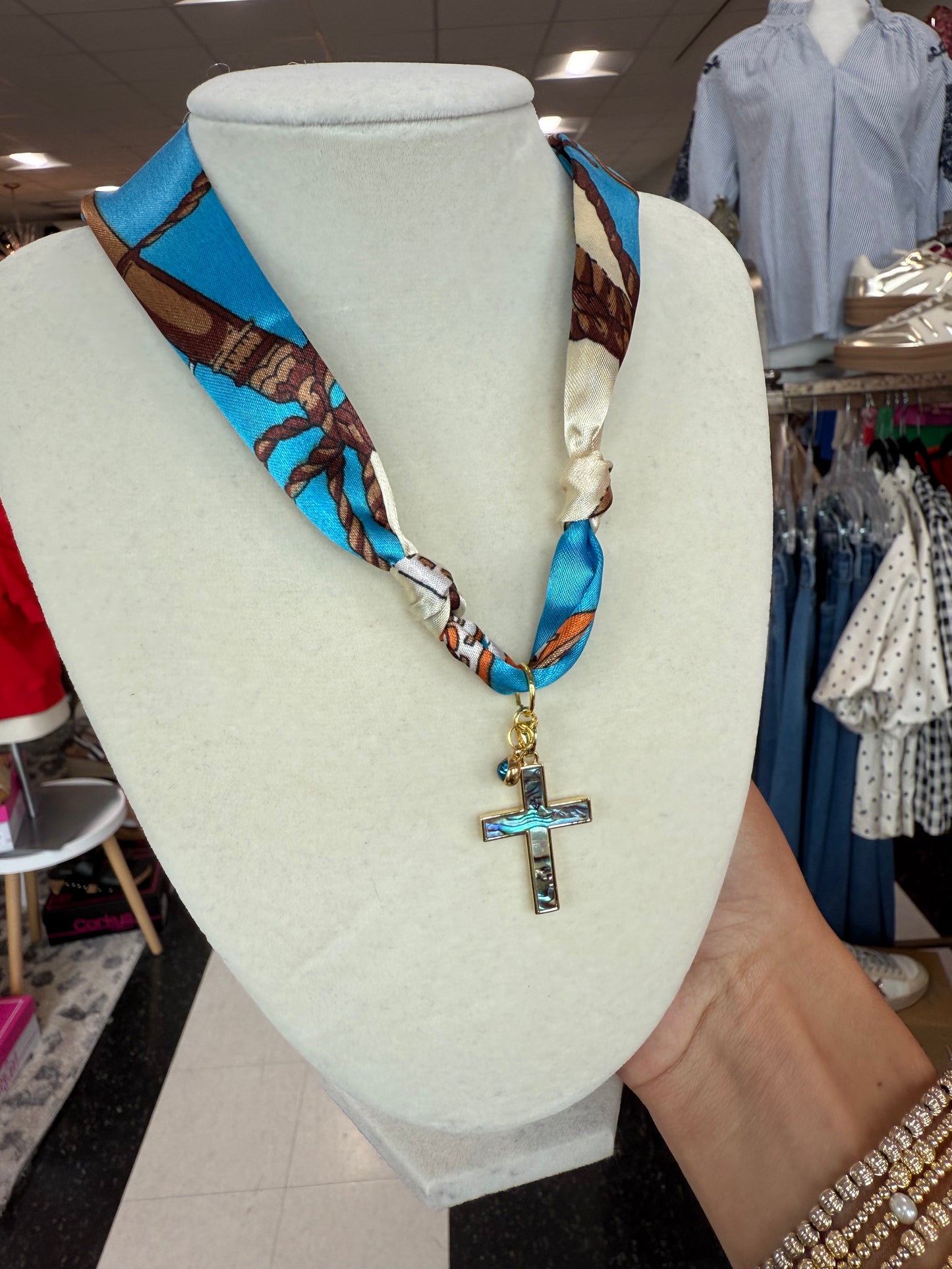 Scarf Necklace - Single Charm
