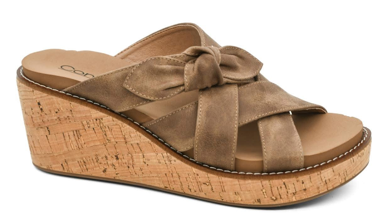 Corky's Bowdacious wedge