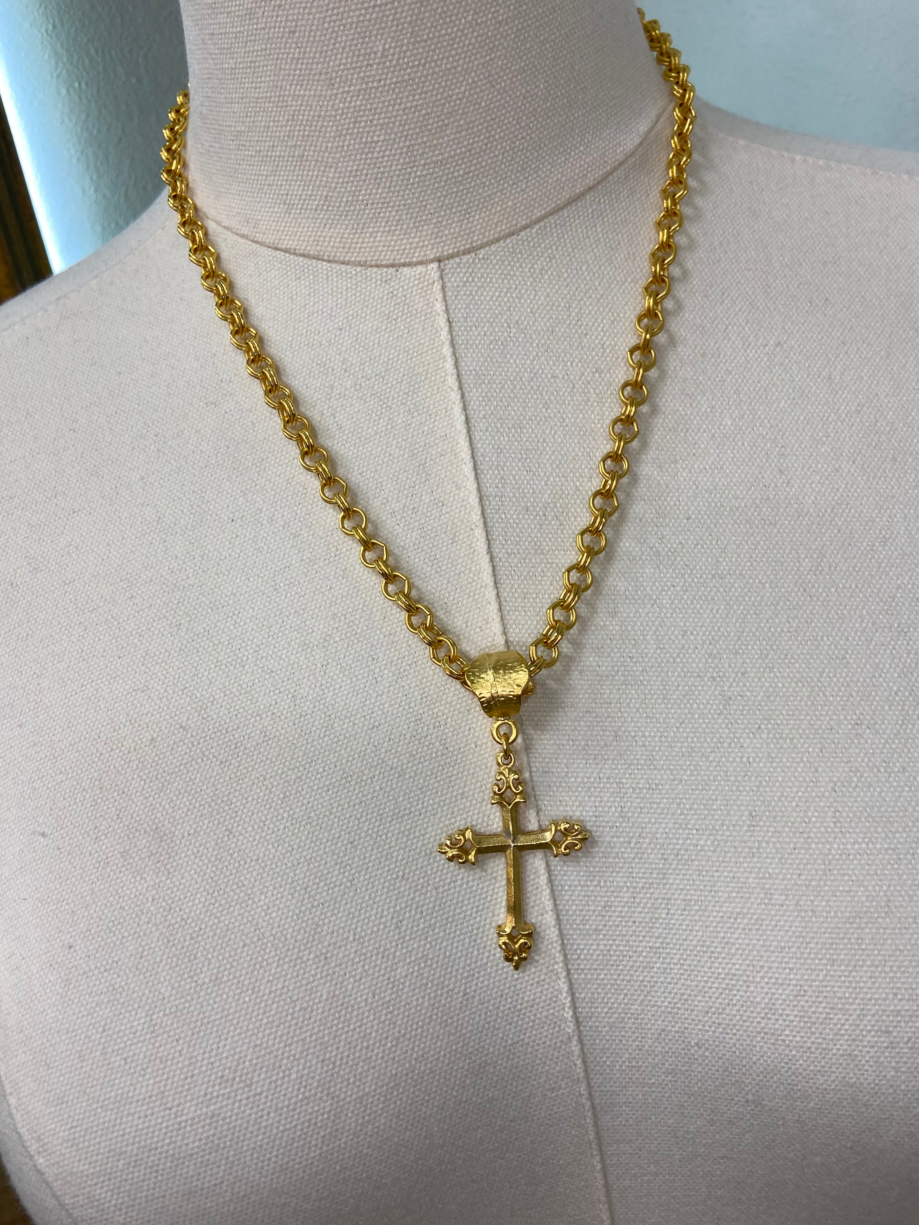 WD 18K plated cross necklace w/ chunky chain