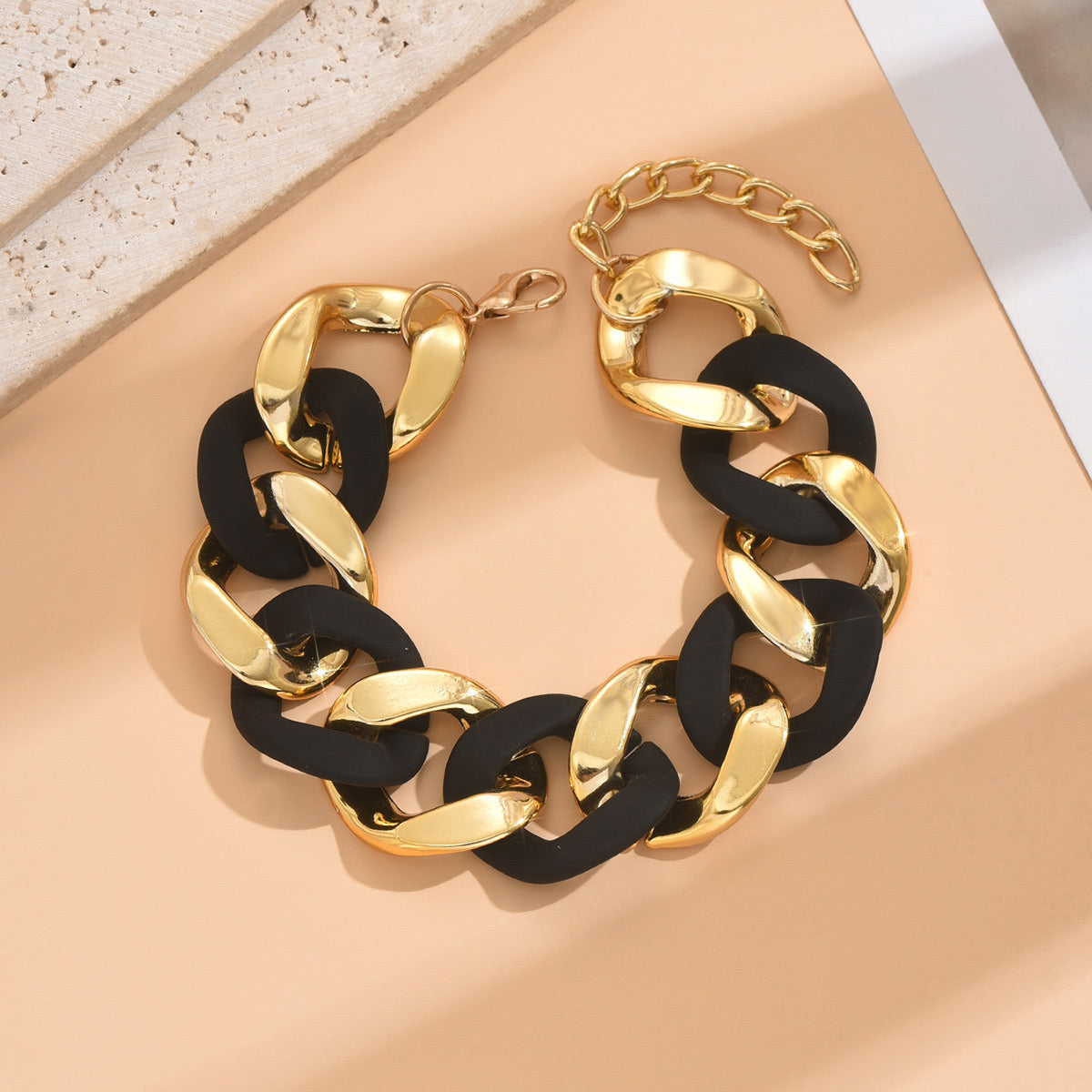 Acrylic lobster clasp bracelet