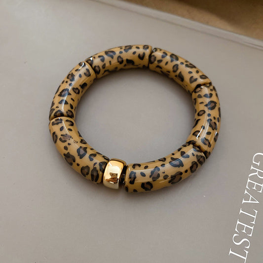 Leopard acrylic stretch bracelet