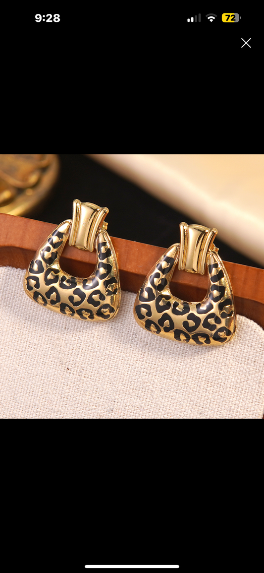 Leopard post stud earrings