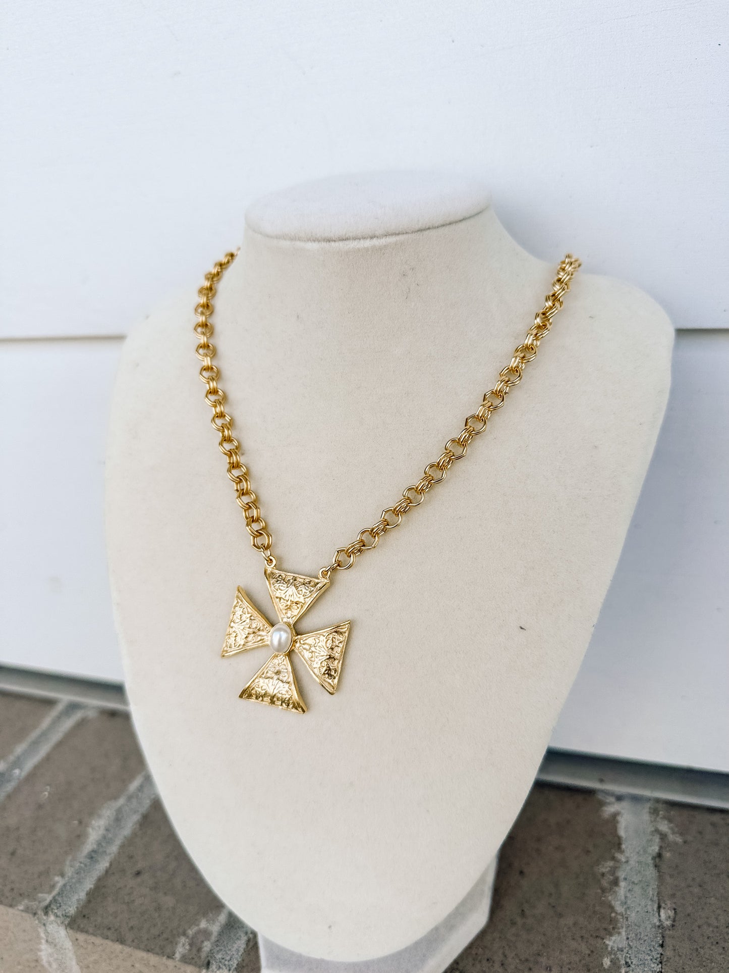 WD Maltese Cross with Pearl Accent on 18” Double chain