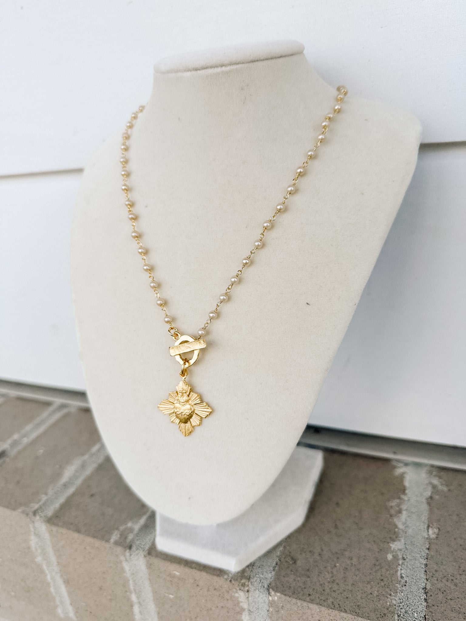 WD Pearl Flaming Heart Necklace