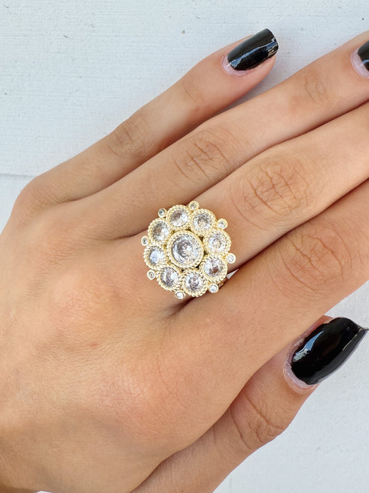 Gold cluster flower CZ ring