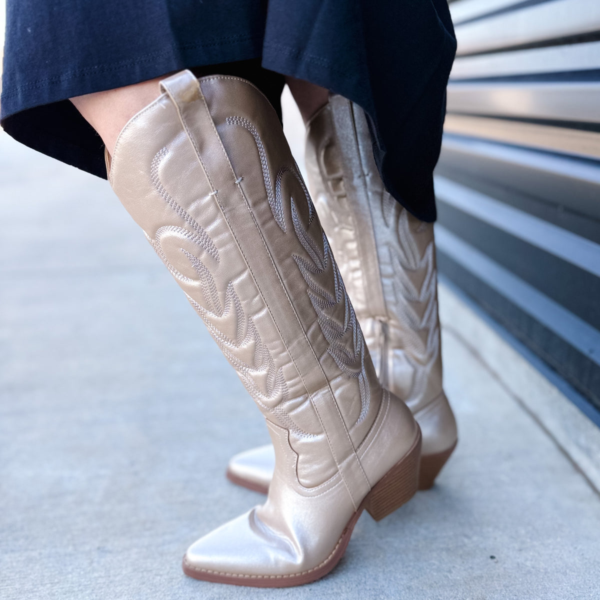 Dixie Boots! – Bead Bloom